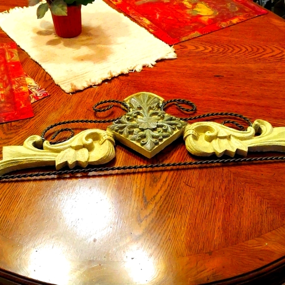 Set of two Tuscan wall decor